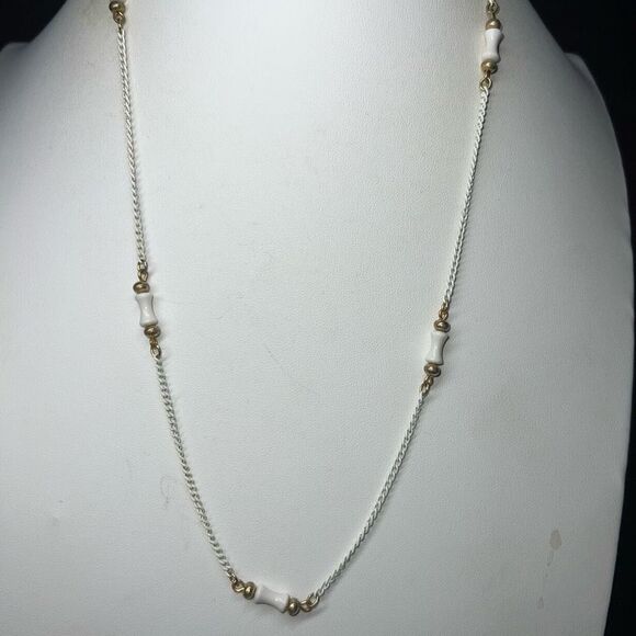 Monet Vintage White and Gold Tone Chain and Tube Shape Necklace - Picture 2 of 7